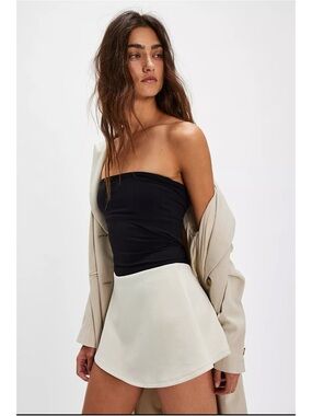 NWT Geel Aria Micro Mini Skirt Stone Cream Small